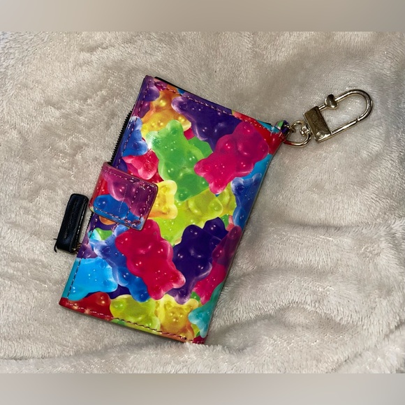 Betsey Johnson Gunmy Bear Wallet 💕 - Picture 3 of 6